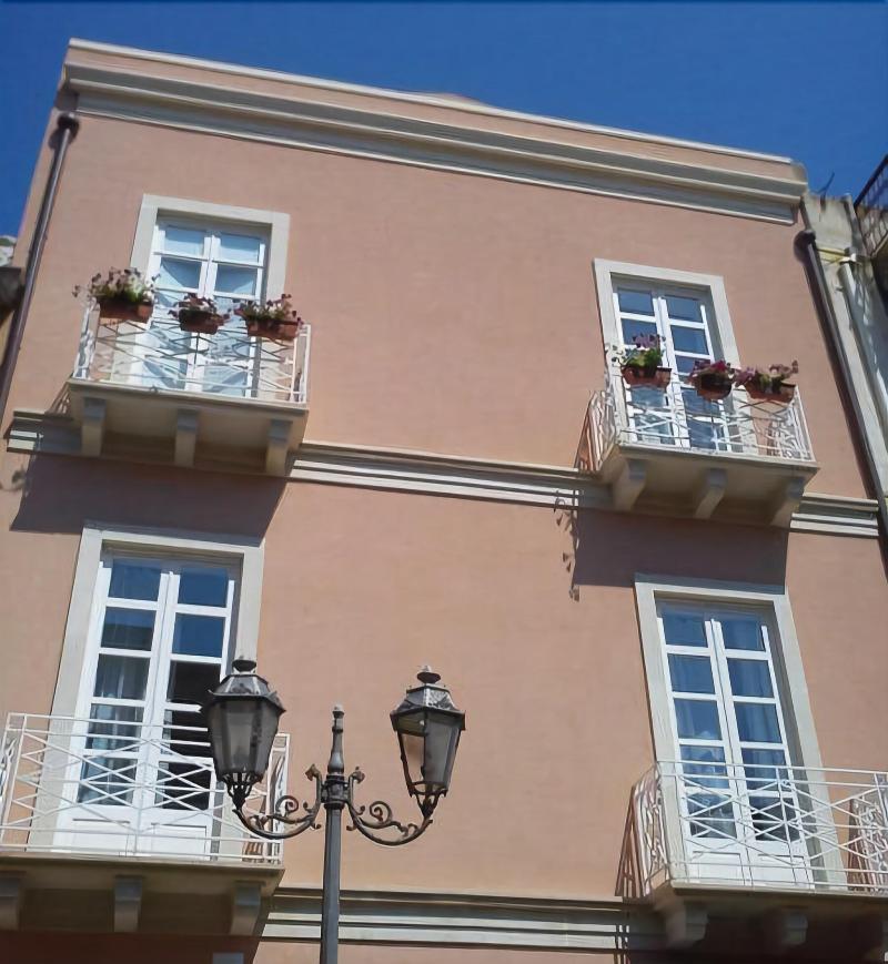L'Alberghetto Milazzo Exteriör bild